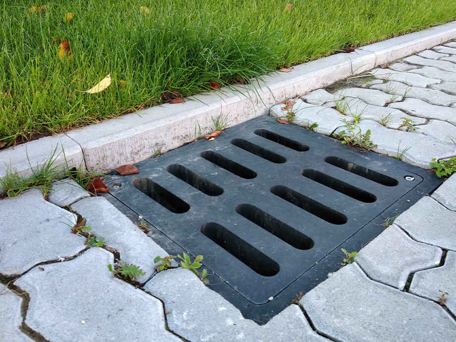 Beelden - van der wal straatkolk reinigen 920x690px