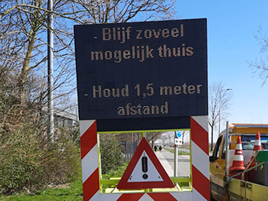 Verhuur tekstwagens pijlwagens - van der wal tekstbord op maat krimpenerwaard 920x690px