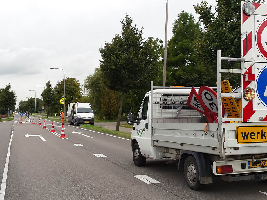 Verkeersmaatregelen - van der wal verkeersregelaar 920x690px